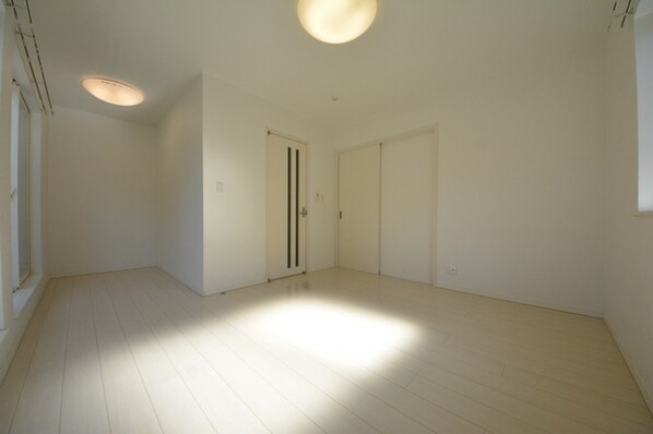 グランカスケードの物件内観写真